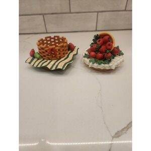 2 Home‎ Interiors Decorative Jar Candle Toppers Basket Of Apples & Picnic Basket
